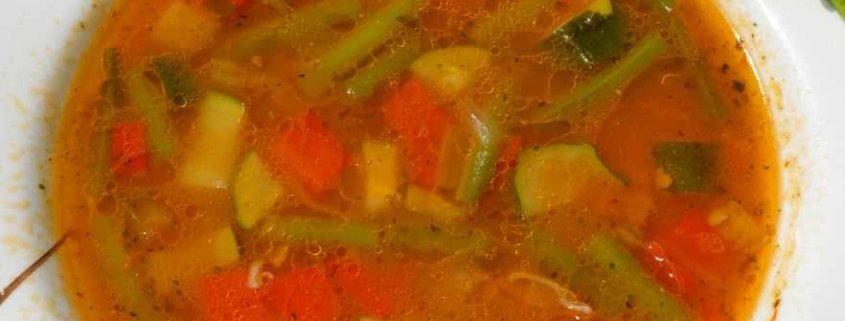 Bunte Gemüsesuppe - weight-fighters.com