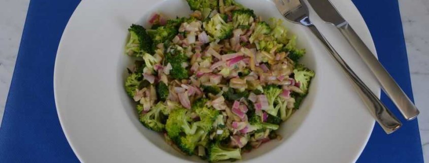 roher Broccolisalat