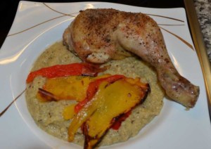 Poulet mit Gemüse und Polenta