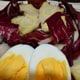 Chicoree Rosso mit Artischocken und Ei