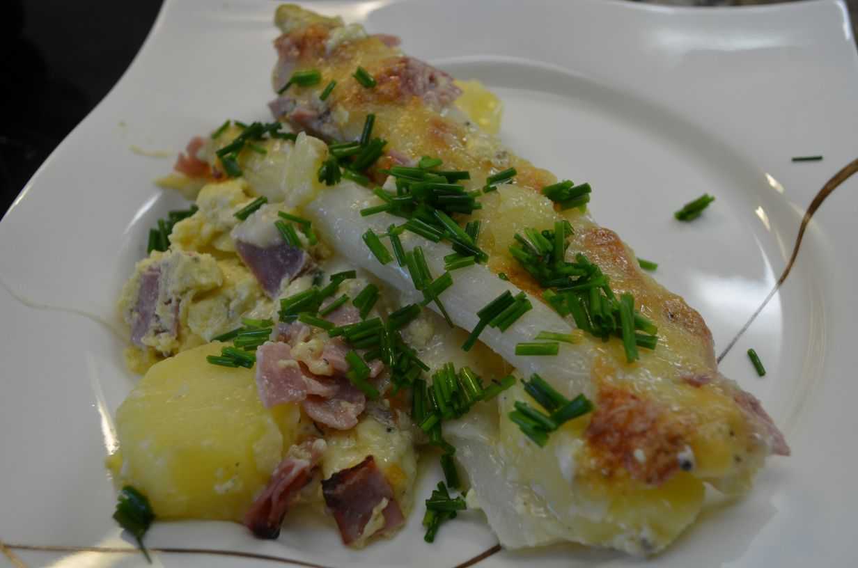 Spargelgratin mit Kartoffeln und Schinken - weight-fighters.com