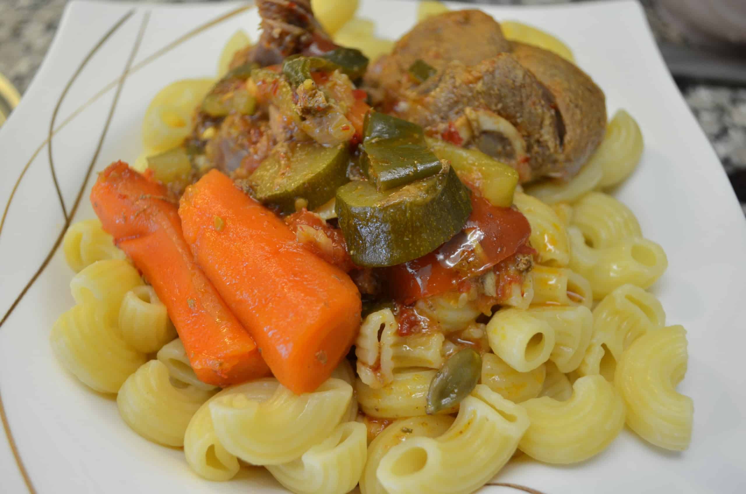Pasta mit Lamm und Gemüse - weight-fighters.com